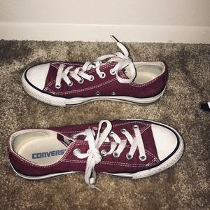 Burgundy converse